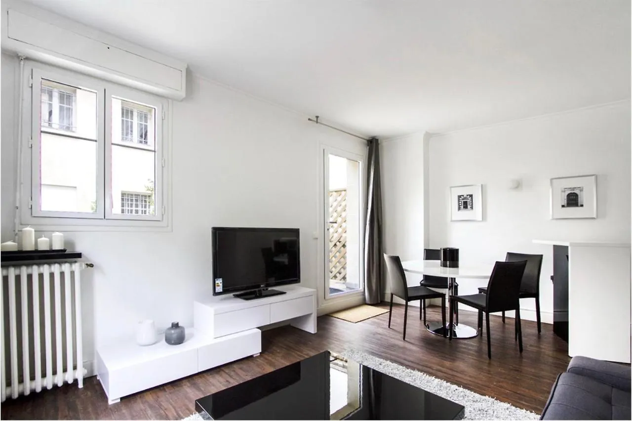 Habitat Parisien - Opera Galeries Lafayette Apartment